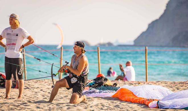 Cagliari’s Poetto Beach – KiteFoil GoldCup World Series ©  Alex Schwarz / IKA
